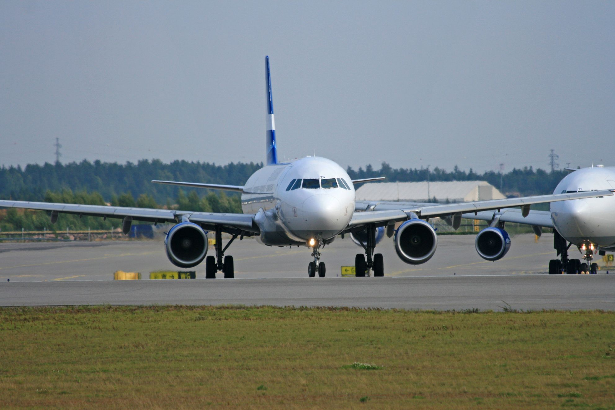 IMG_8860.JPG - OH-LZD, Finnair, Airbus A321-211, Helsinki - Vantaa (HEL / EFHK), Finland, Sep 2, 2009