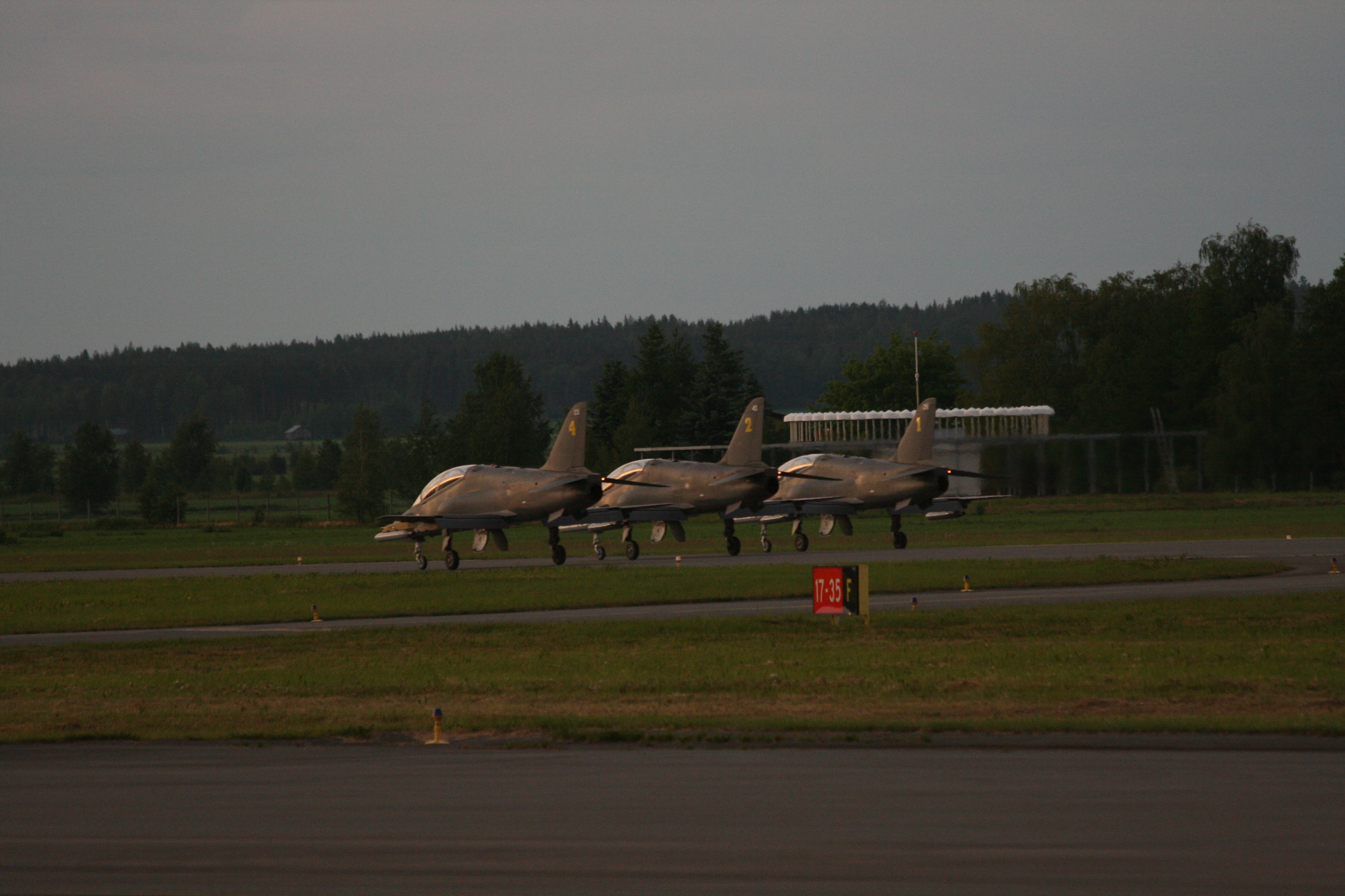 IMG_13918.JPG - The Midnight Hawks, British Aerospace Hawk 51, Kauhava (KAU / EFKA), Finland, June 25, 2010