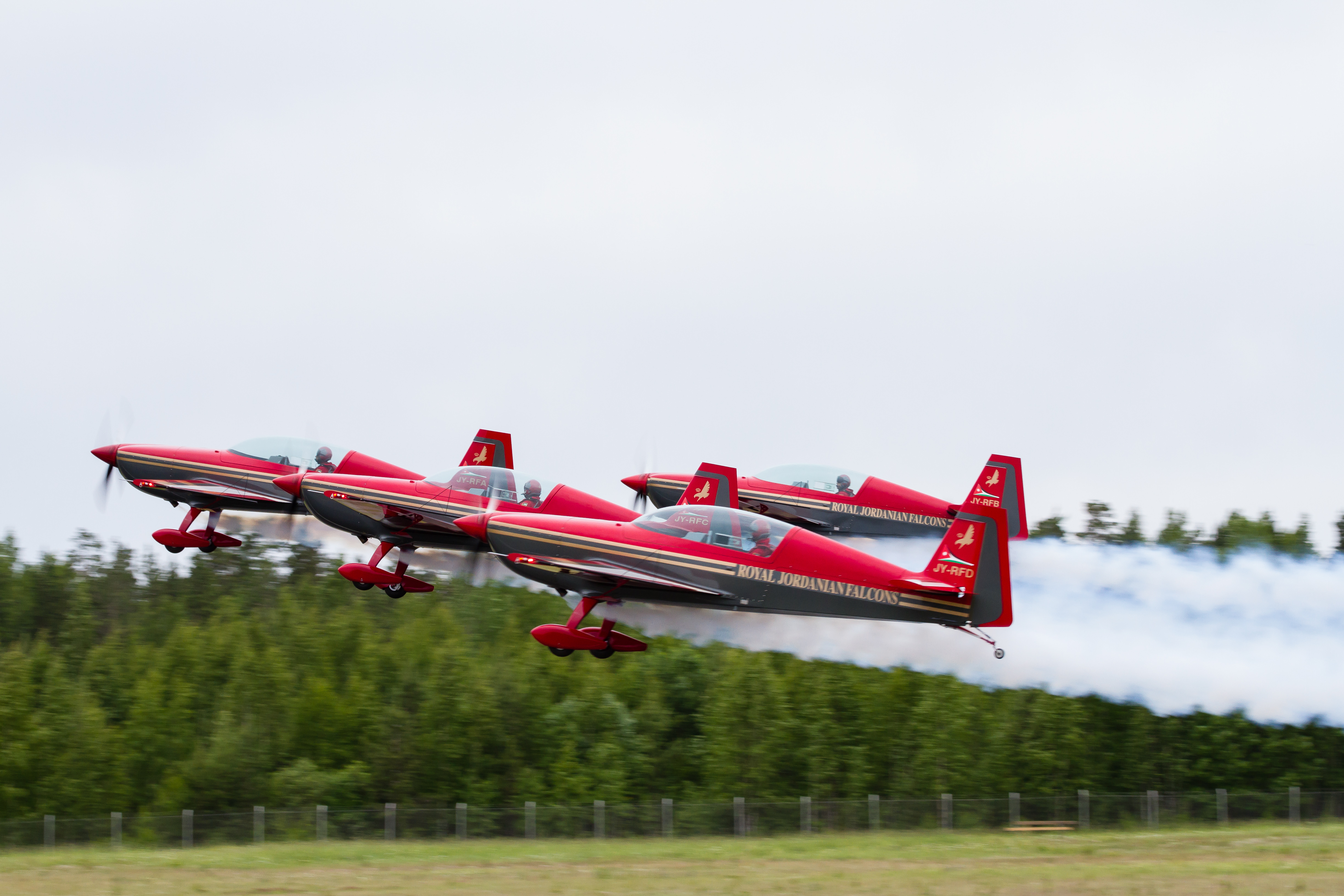 EOS7D_03058.jpg - The Royal Jordanian Falcons