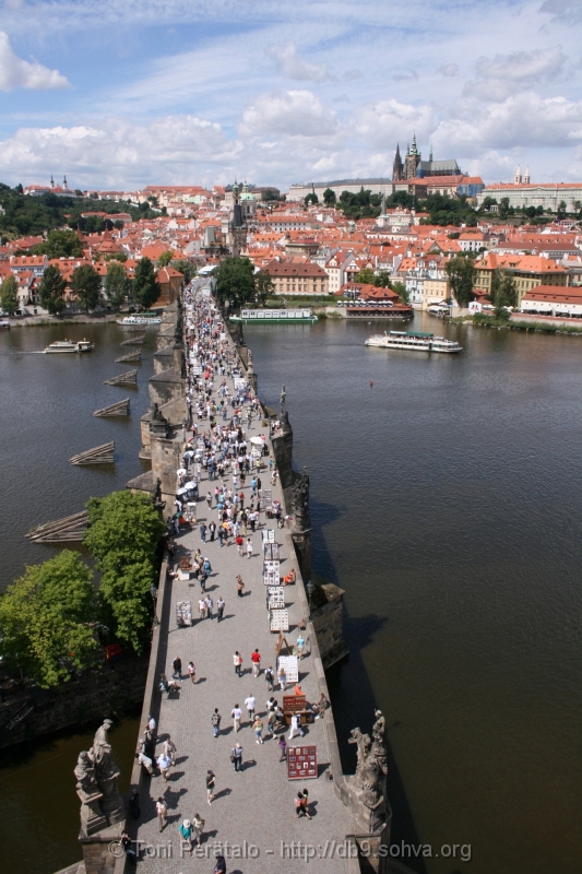 160_IMG_2930.JPG - A view from the Old Town Tower of Charles Bridge