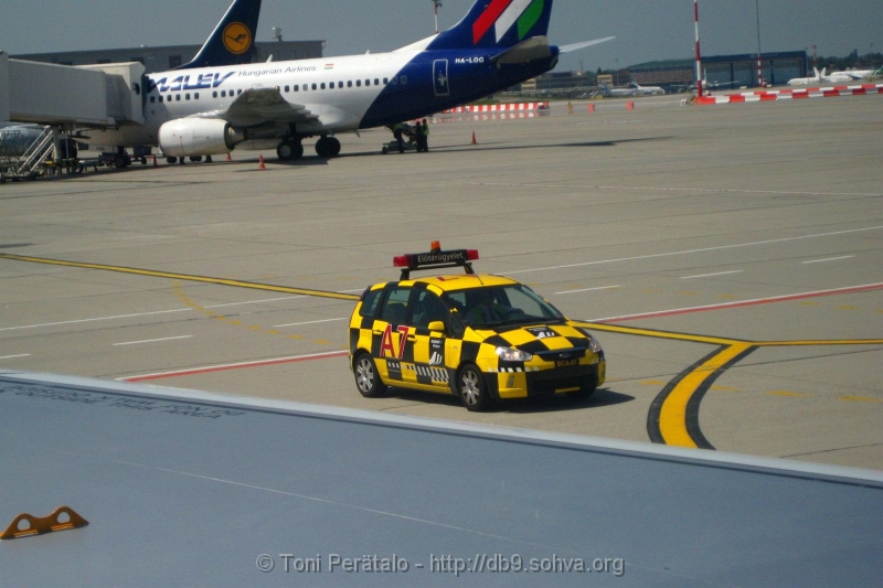 750_IMG_3700.JPG - Have a safe flight home...
