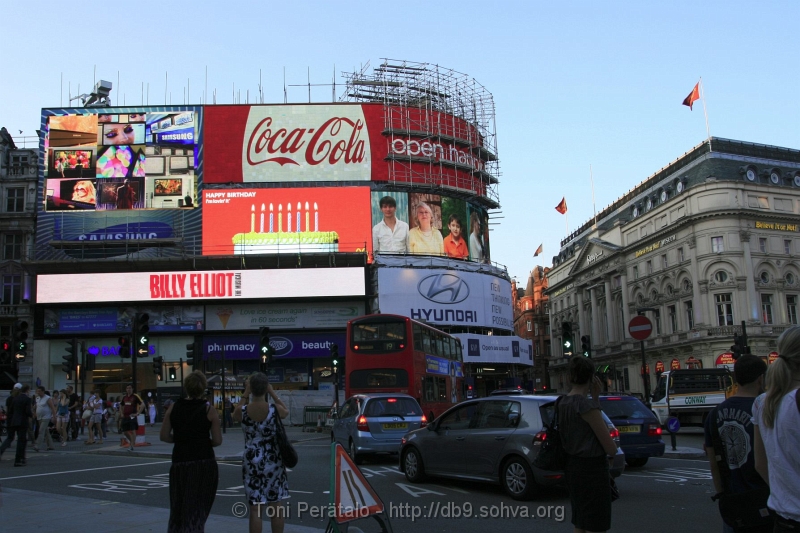 380_IMG_27958.JPG - Piccadilly Circus